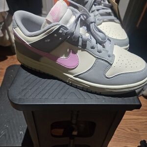 Nike Women's Cream and Pink Sneakers